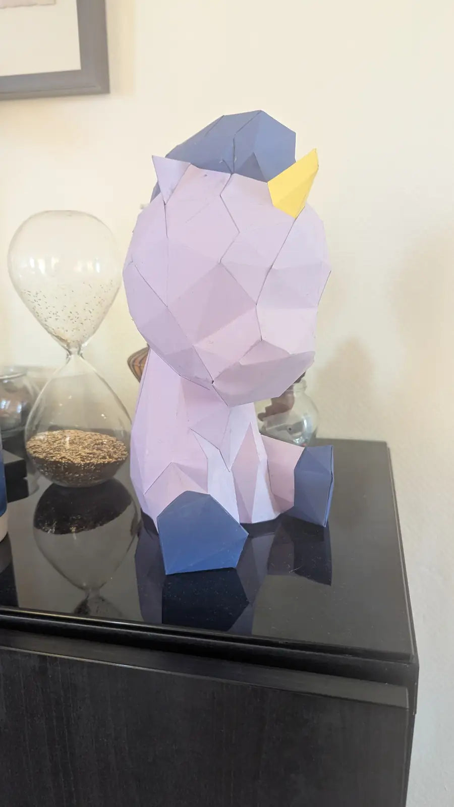 Figurine papercraft licorne en papier – modèle DIY