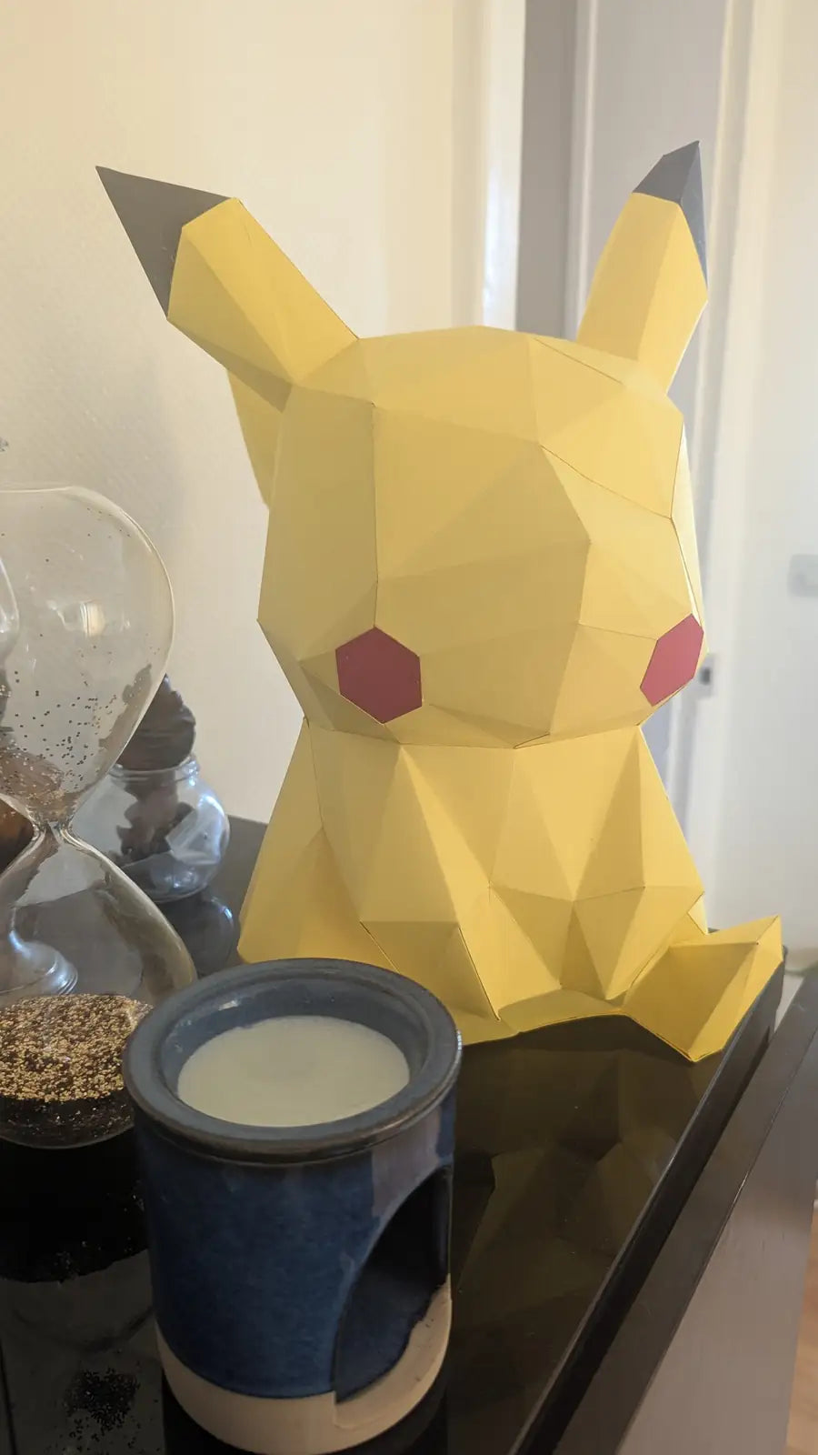 Figurine papercraft Pikachu en papier – modèle DIY Pokémon