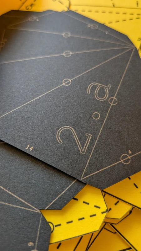 zoom sur les pièces découpés avec précision chez paper in events