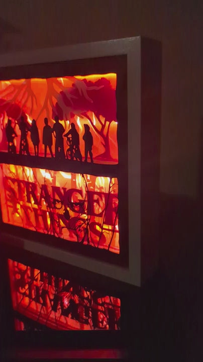 video de la lightbox stranger things allumée